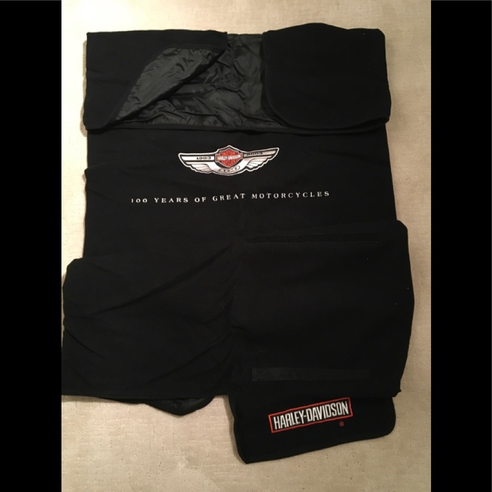 Harley-Davidson 100th Anniversary roll up blanket - Picture 3 of 5
